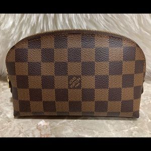 Louis Vuitton Damier canvas Cosmetic Pouch